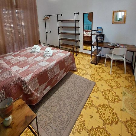 Appartement La Pintadera Sarda à Carbonia Extérieur photo